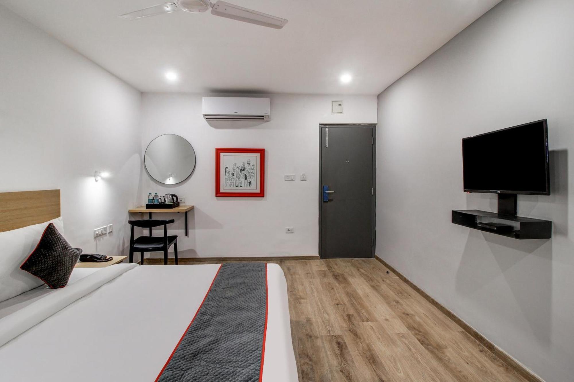 Hotel Super Townhouse Rcc Majestic 397 Lb Nagar Hajdarabad Zewnętrze zdjęcie