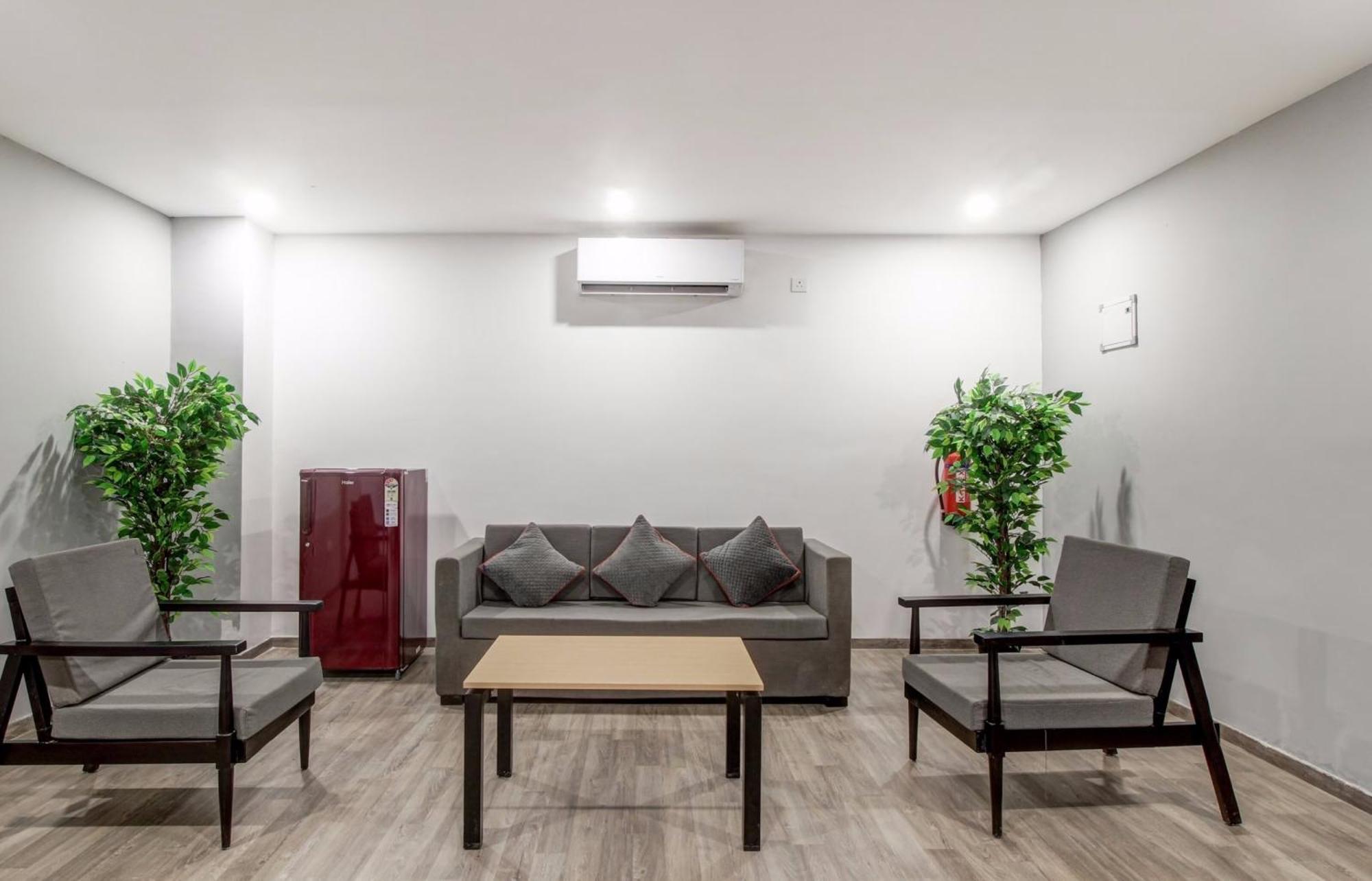 Hotel Super Townhouse Rcc Majestic 397 Lb Nagar Hajdarabad Zewnętrze zdjęcie